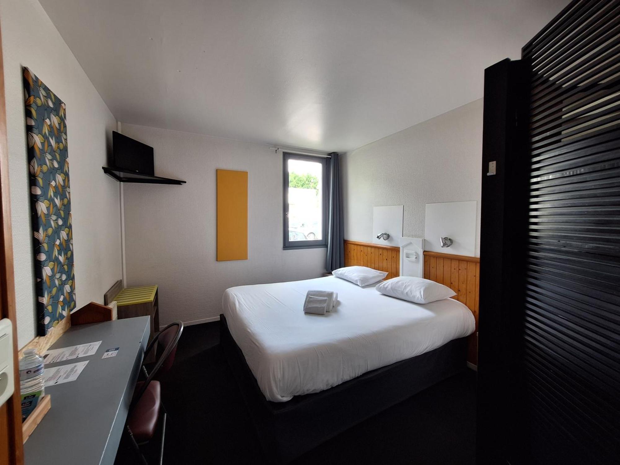 Escale Kennedy Hotell Mérignac Eksteriør bilde