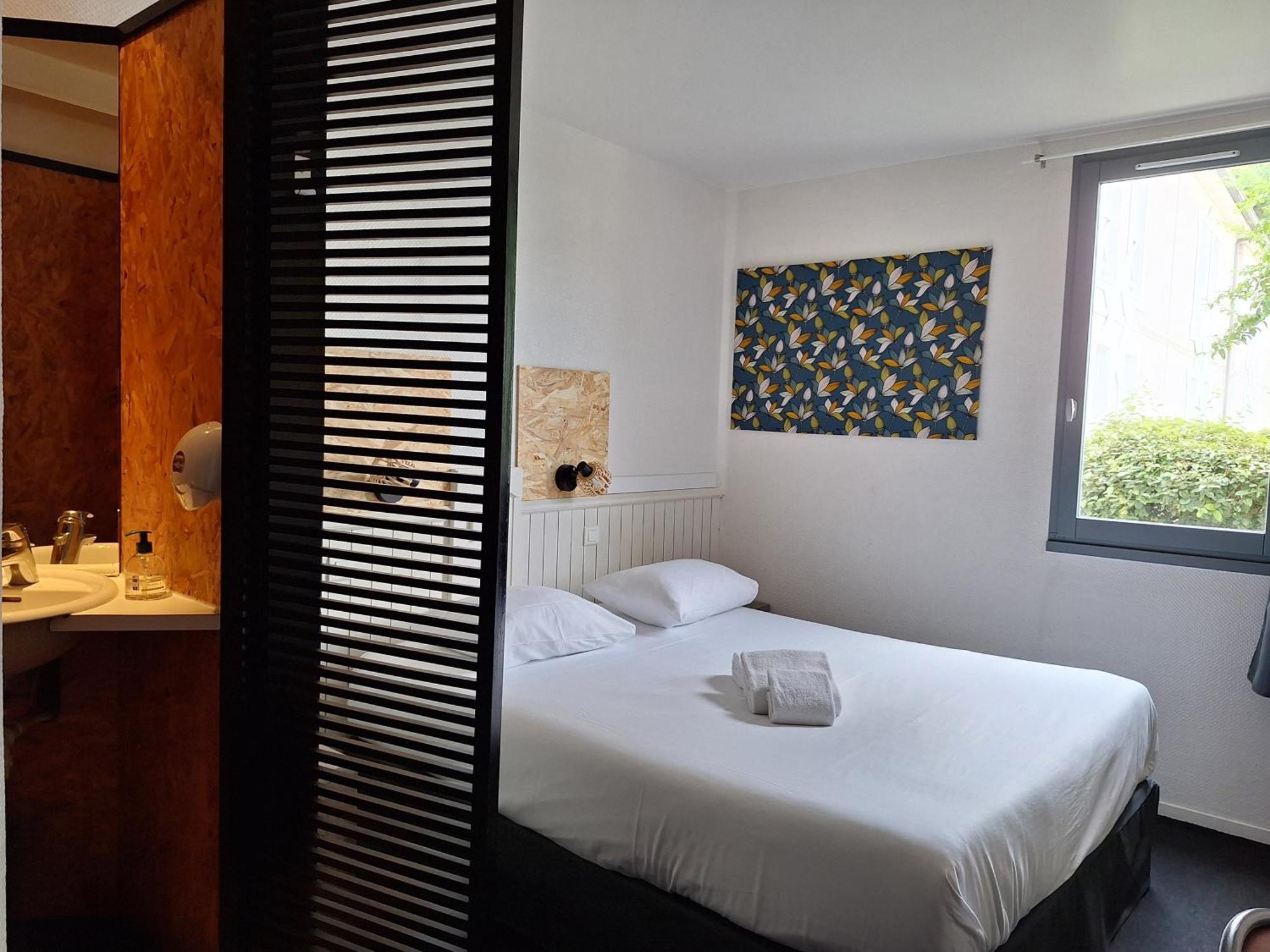 Escale Kennedy Hotell Mérignac Eksteriør bilde